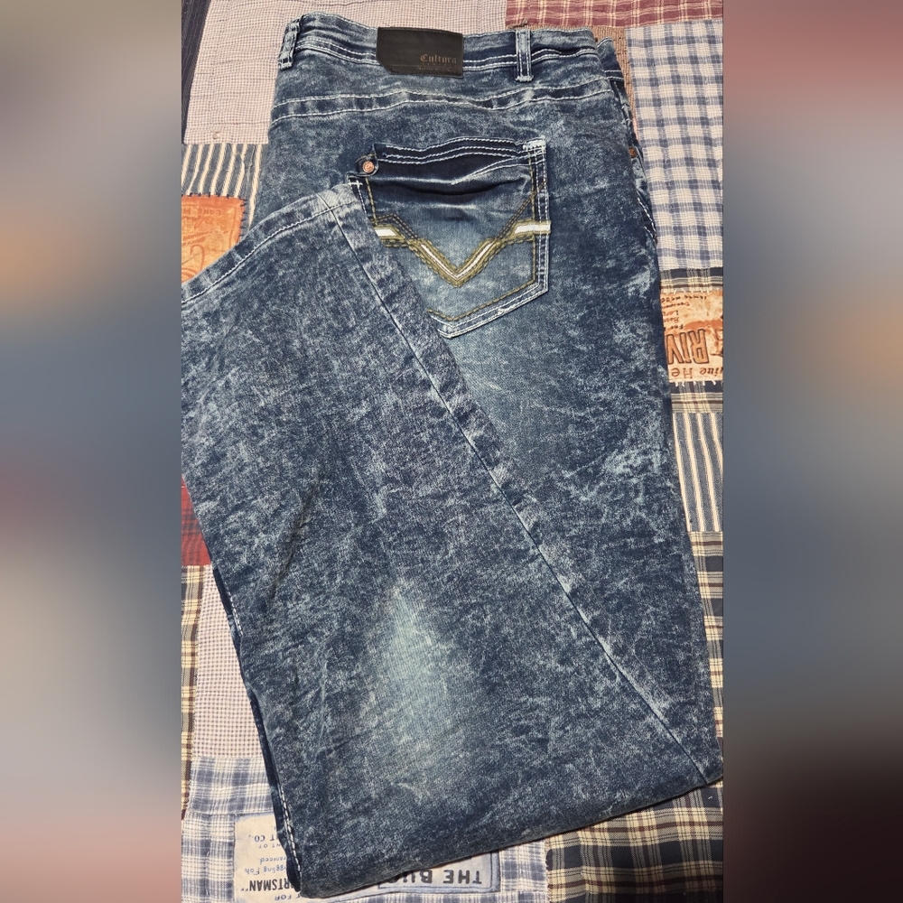 Men's Cultura Acid Wash Jeans